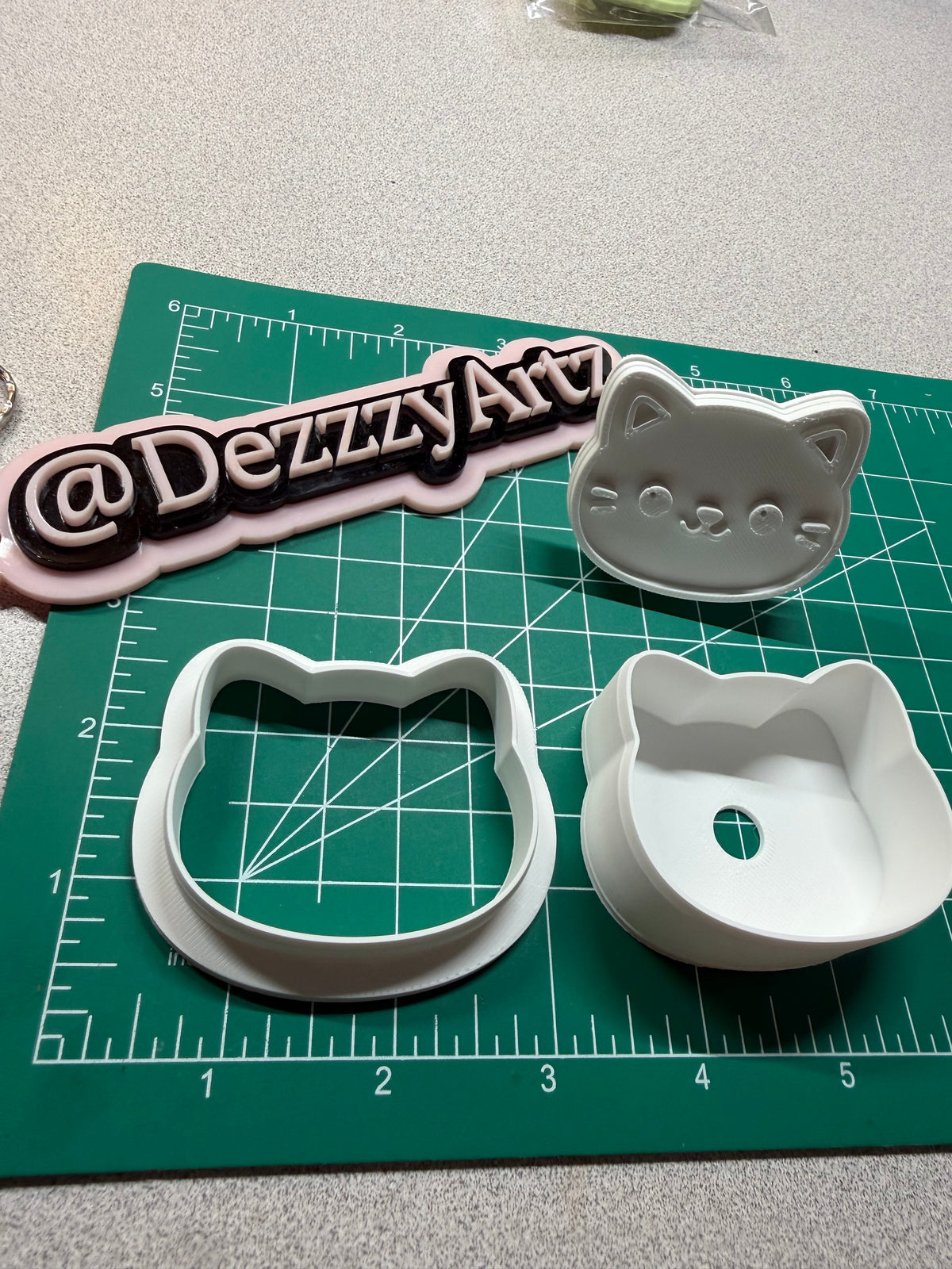 Cutie Cat Cake Pop Cutter, Pusher, and Fondant Embosser Set