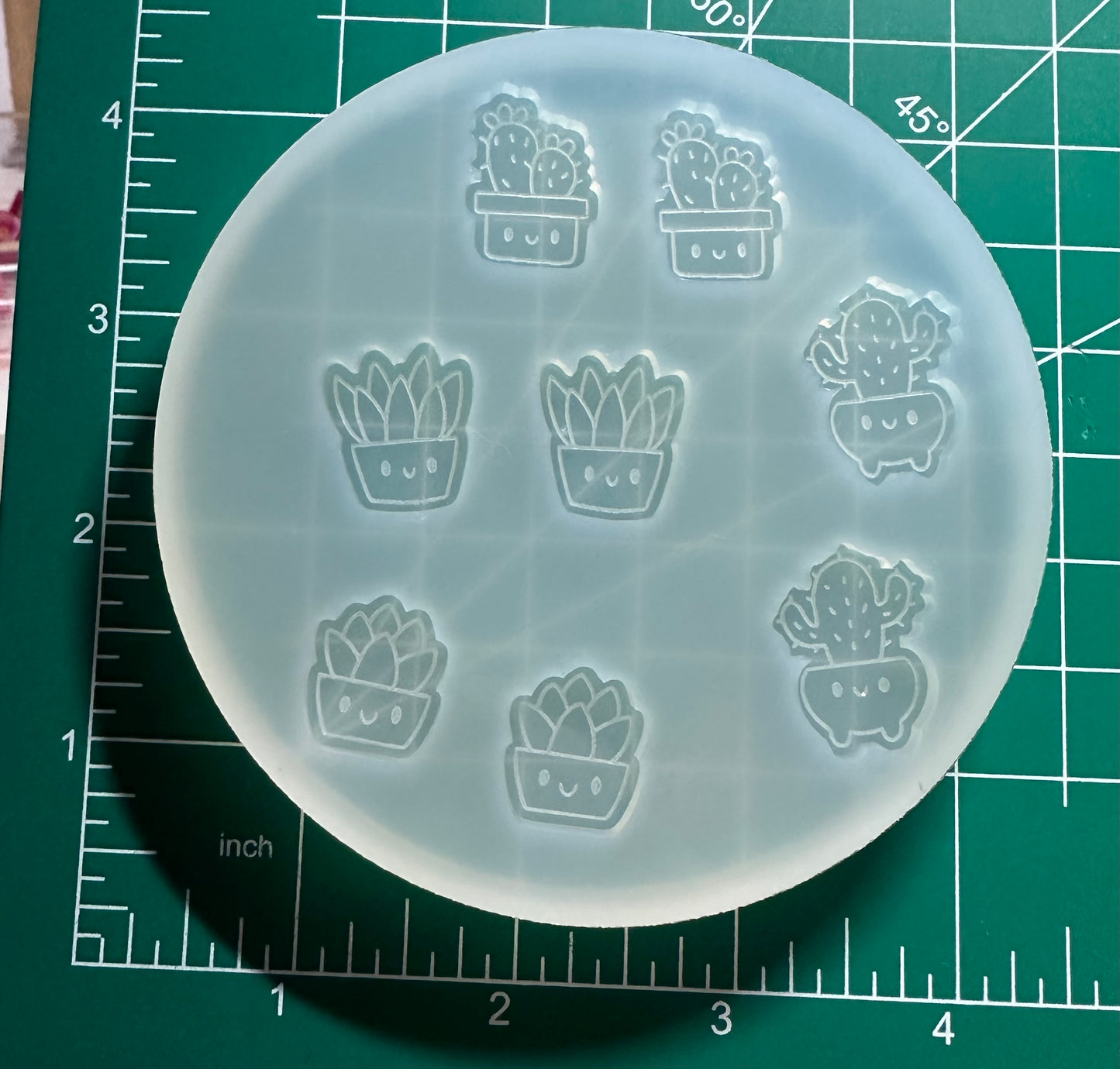 Cutie Plant Stud Earrings Pallet Mold