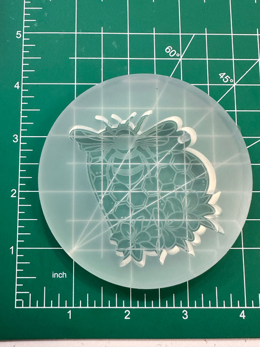 Floral Honeycomb Bee Heart Keychain Mold