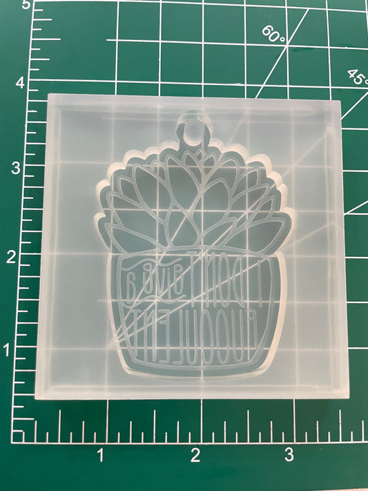 ‘I dont give a fucculent’ Keychain Mold