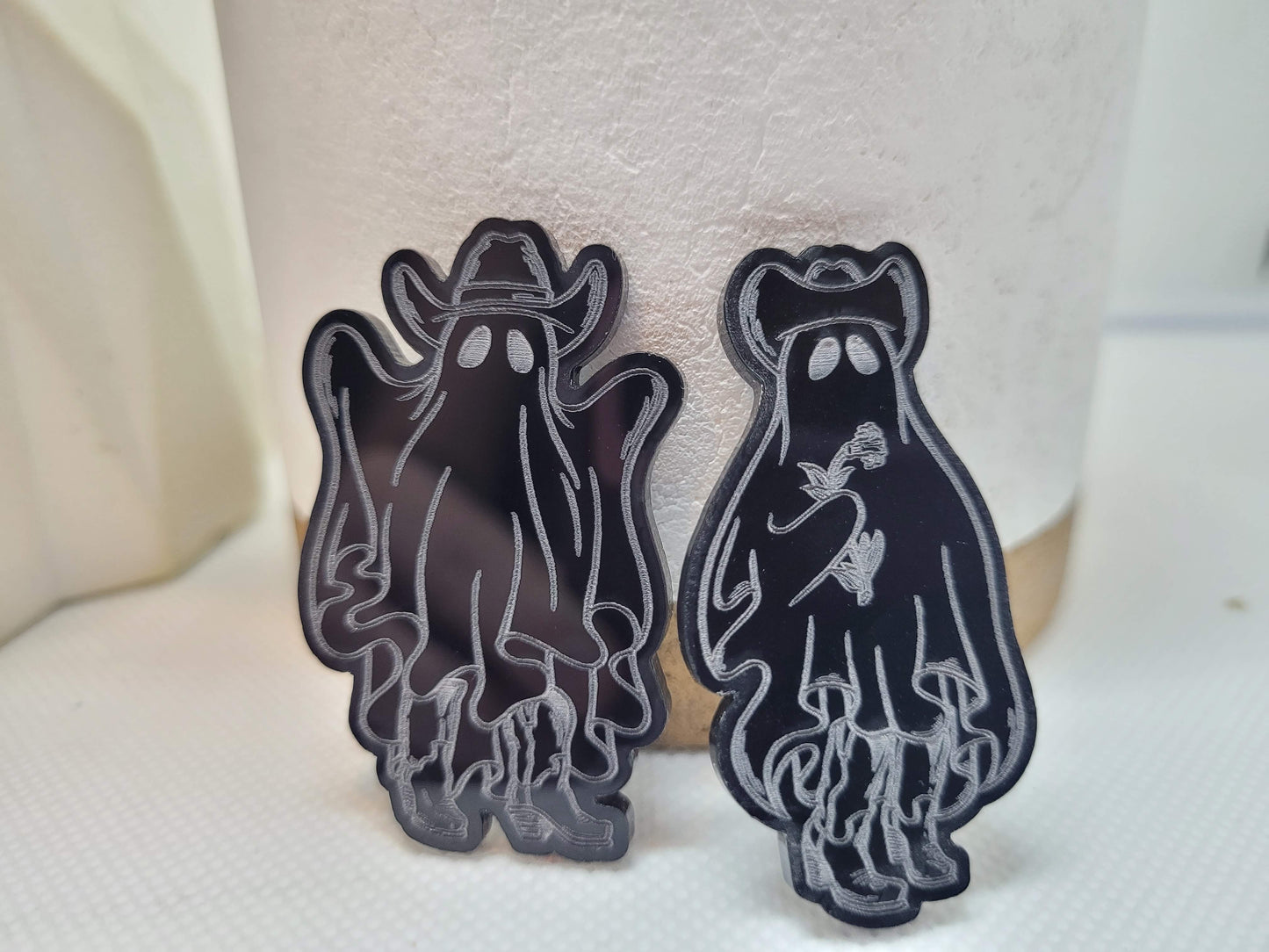 Cute Ghost Mold (different variants)