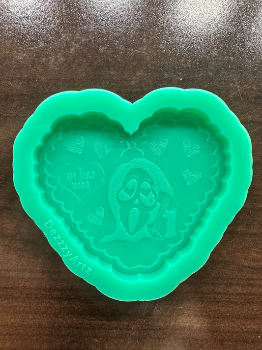 ‘Call me back’ Scream Mold