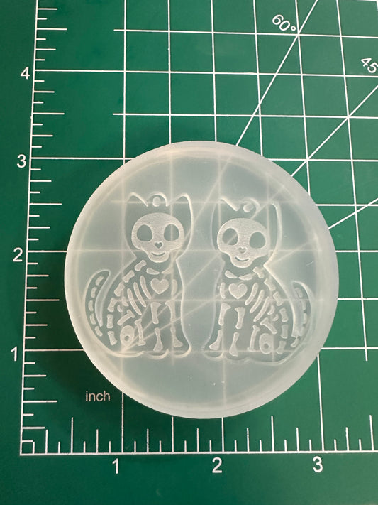 Skelly Kitty Earrings Mold