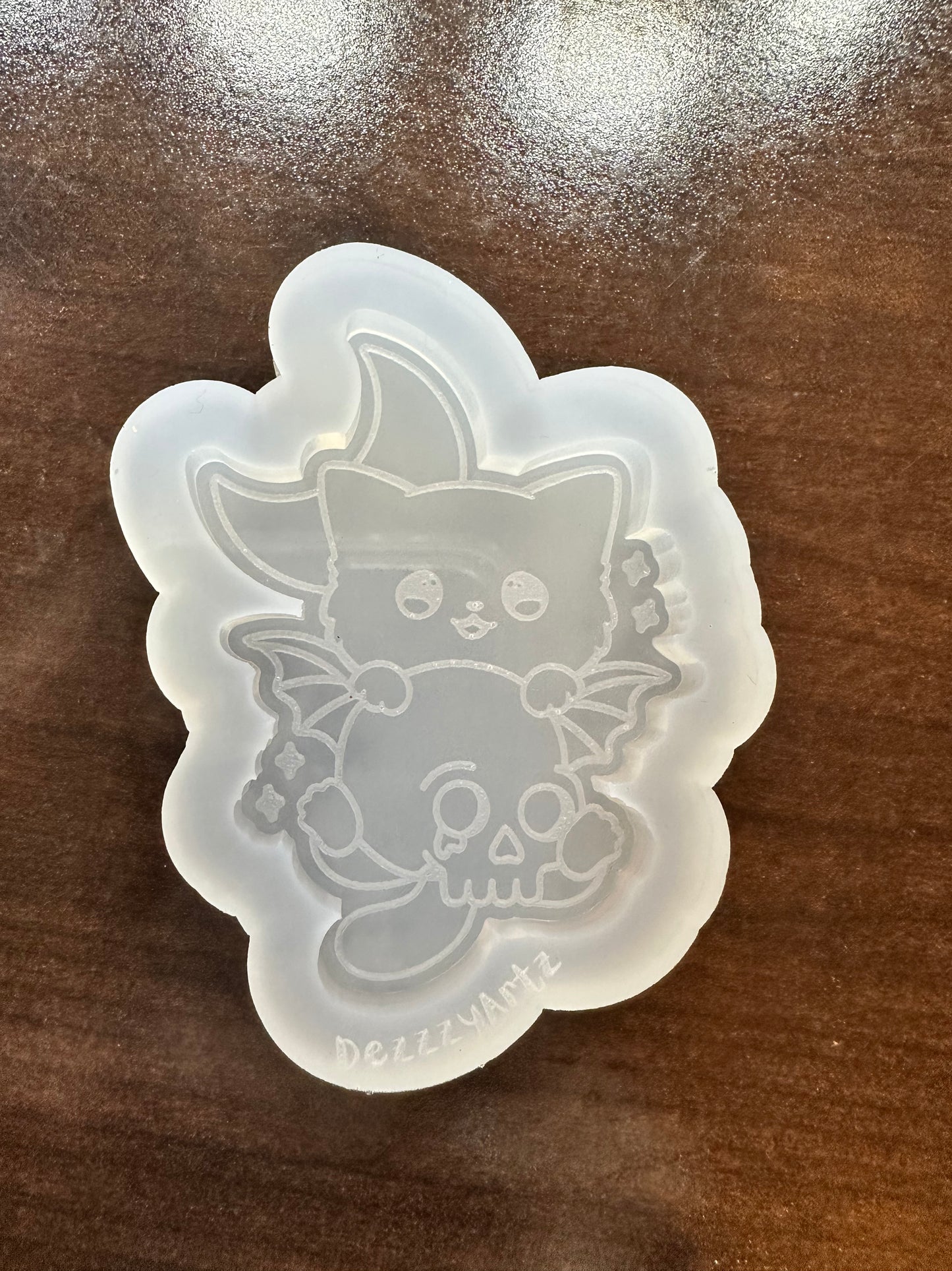 Skull Kitty Mold