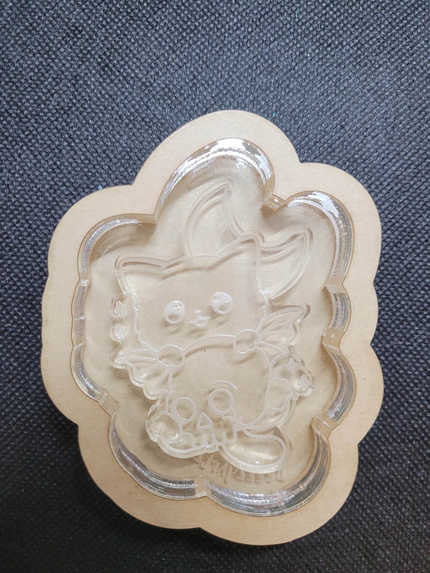 Skull Kitty Mold