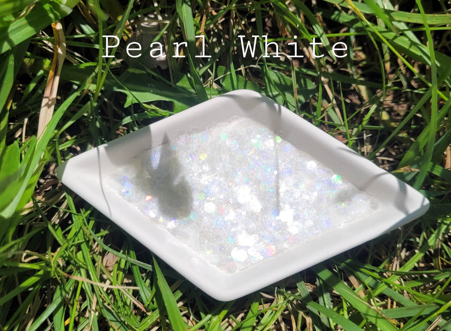 Pearl White DezzzyArtz Glitter